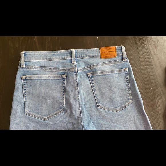 Lucky Brand Ava Skinny Light Wash Jeans size 10/30 - Picture 4 of 9